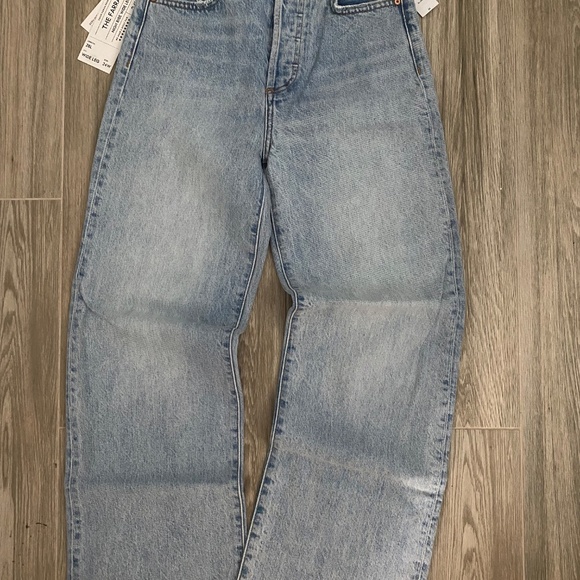 BNWT Aritzia Denim Forum Jeans - Picture 3 of 4